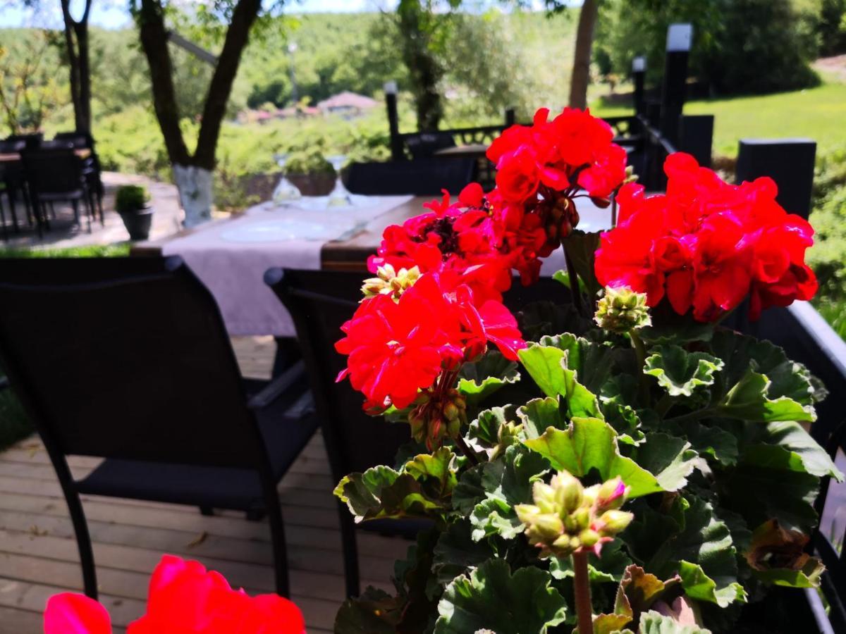 Hbs Polonezkoy Life & Garden Hotell Istanbul Exteriör bild