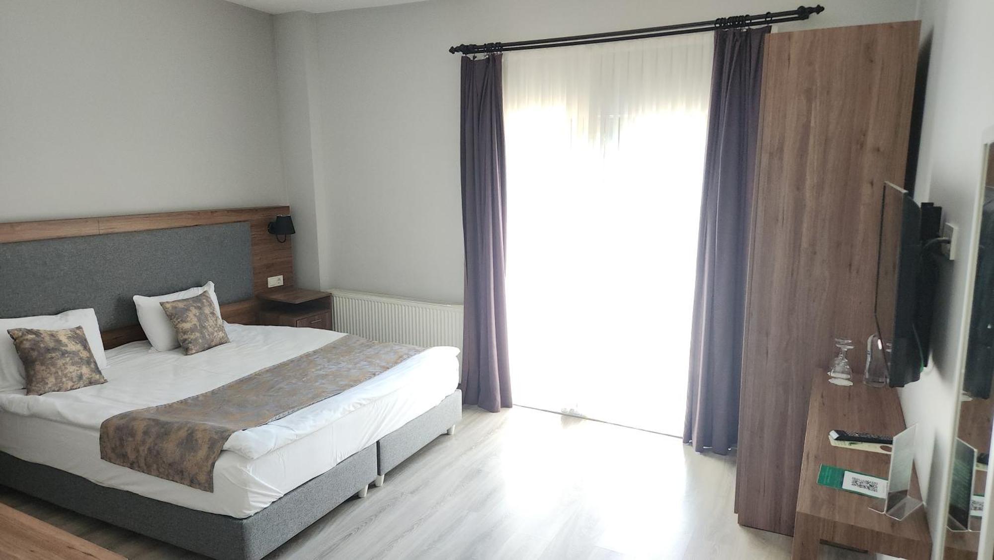 Hbs Polonezkoy Life & Garden Hotell Istanbul Exteriör bild
