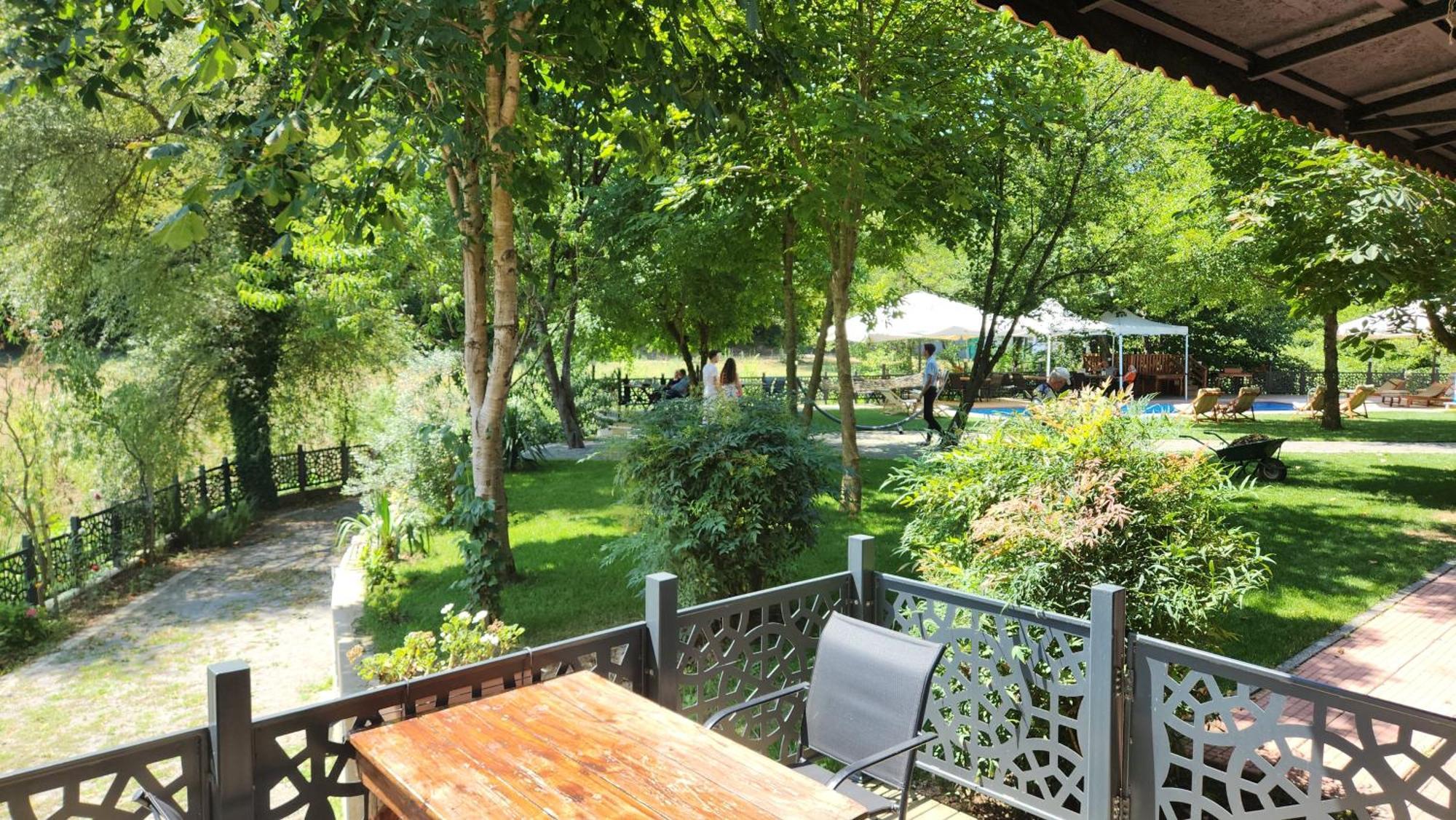 Hbs Polonezkoy Life & Garden Hotell Istanbul Exteriör bild